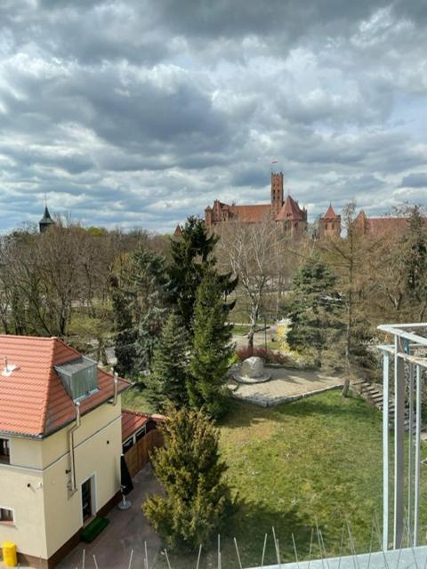 Apartament Z Widokiem Na Zamek Gn Appartement Malbork Buitenkant foto